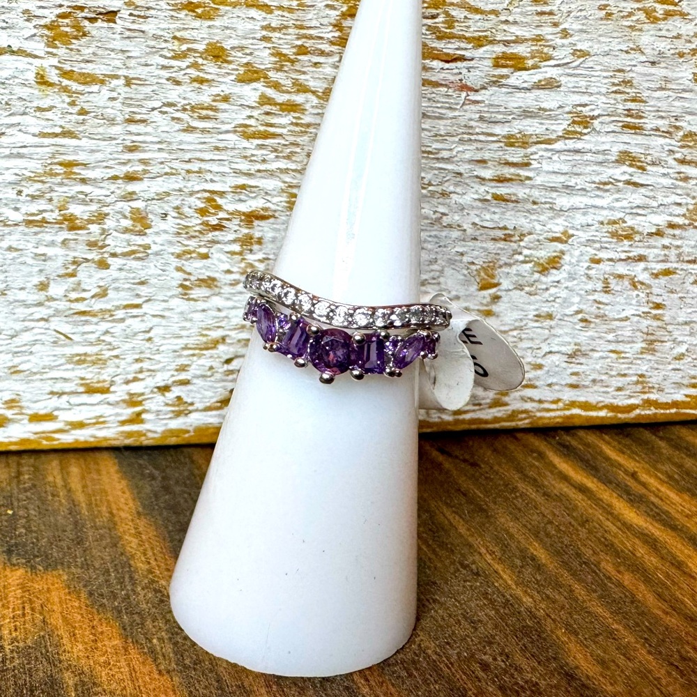 Double band Amethyst colored rhodium plated with Cz accents size 5